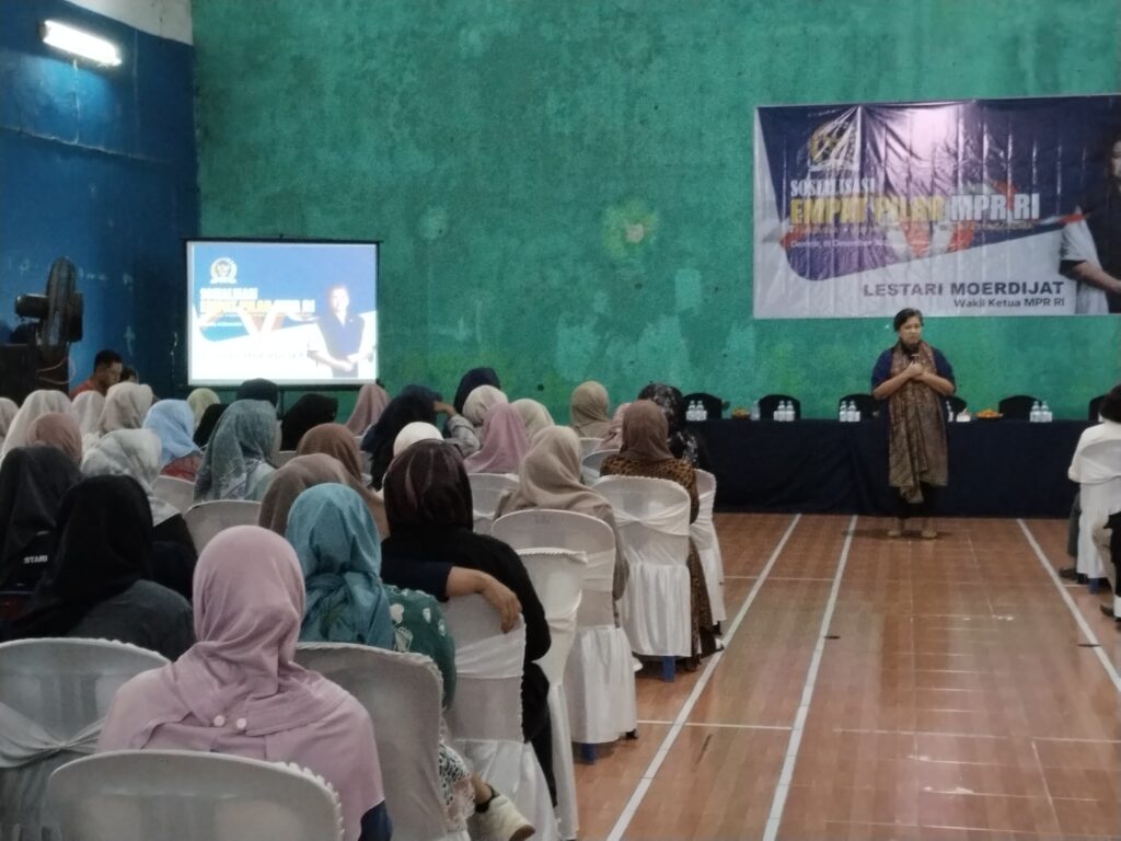 Lestari Moerdijat Sosialisasikan 4 Pilar Kebangsaan kepada Petani Binaan