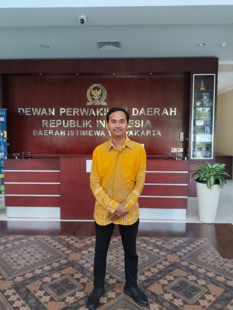Digitalisasi Politik: Tantangan dan Ancaman Demokrasi Kontemporer di Indonesia