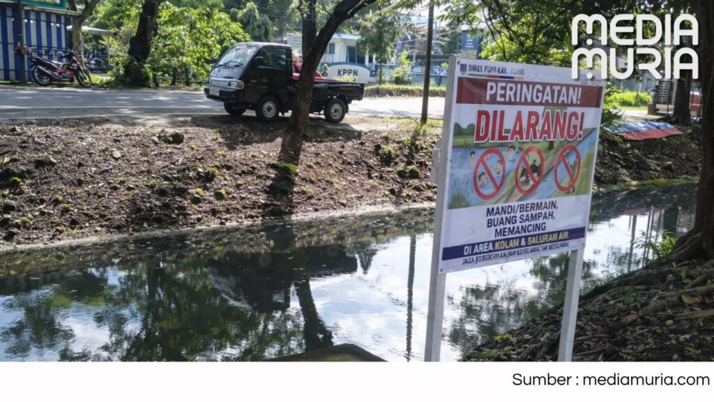 Usai Tebar 15 Ribu Benih Nila, Kondisi Sungai di Kawasan Perkantoran Kudus Jadi Sorotan